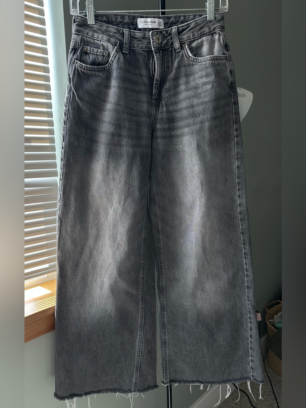 Pull&Bear Men's Relaxed Wide-Leg Gray Jeans